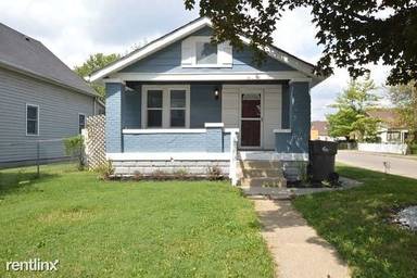 Main picture of 2230 Woodlawn Ave