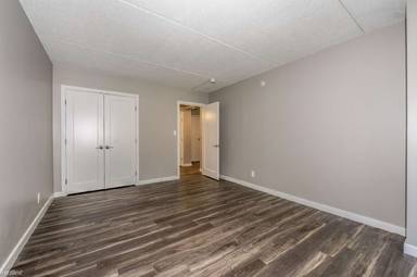 Main picture of Village At Brookline
