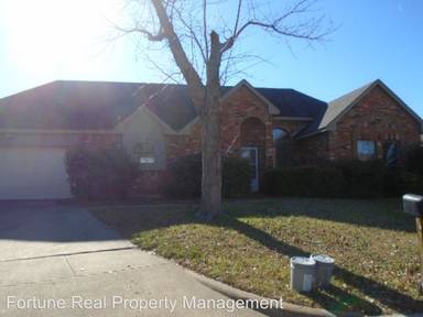 Main picture of 802 Trevor Way