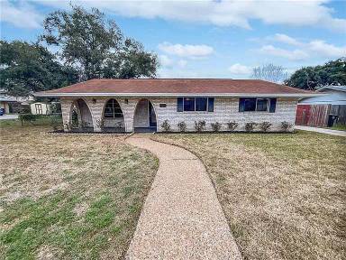 Main picture of 11026 Timbergrove Ln