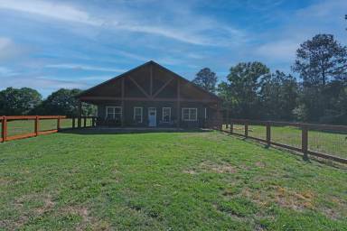 Main picture of 210 Beltline Rd