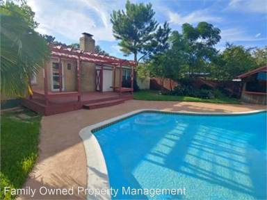Main picture of 121 Mellard Dr