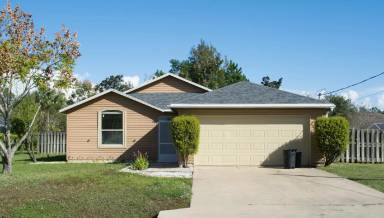 Main picture of 28 Bishop Ln