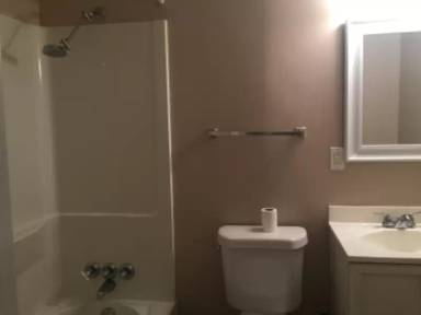 Main picture of 568 Ashworth Dr