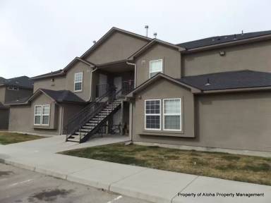 Main picture of 1049 W Pine Ave