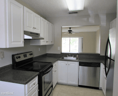 Main picture of 9453 Palm Cir S