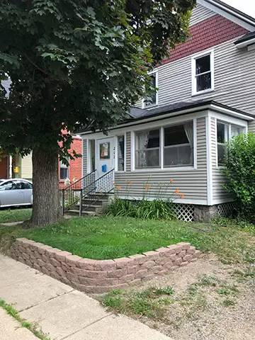 Main picture of 215 Rose Pl