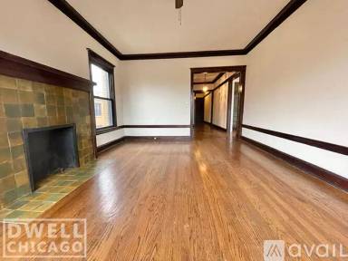 Main picture of 2418 N Sawyer Ave