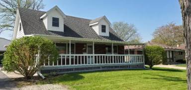 Main picture of 1025 Maple Ct