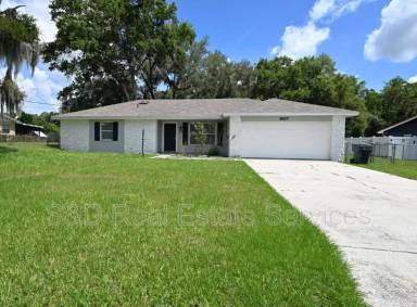 Main picture of 907 Swann Dr