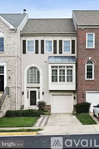Main picture of 6650 Dunwich Way
