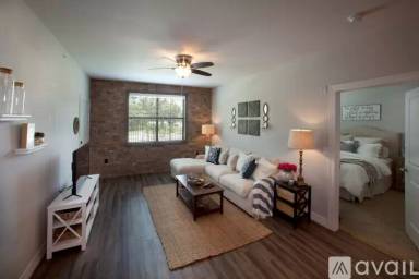 Main picture of 1026 Foster Ave