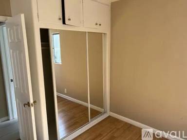 Main picture of 226 W Holly Ave