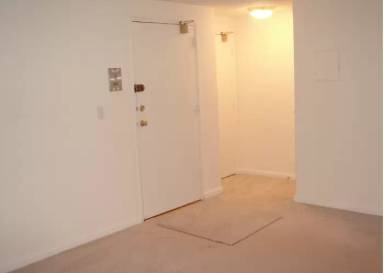 Main picture of 65 Elmwood Park