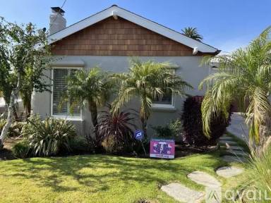 Main picture of 311 W Oak Ave