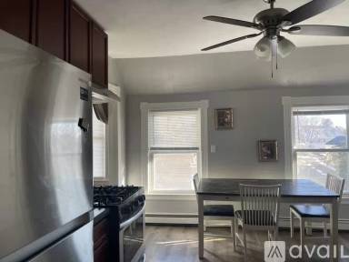 Main picture of 176 Hart St