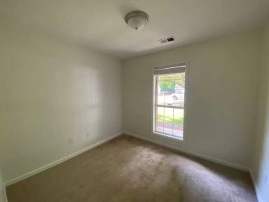 Main picture of 2412 Bonnie Jean Pl