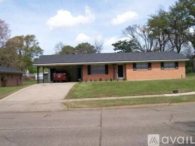 Main picture of 2850 Hoyte Dr
