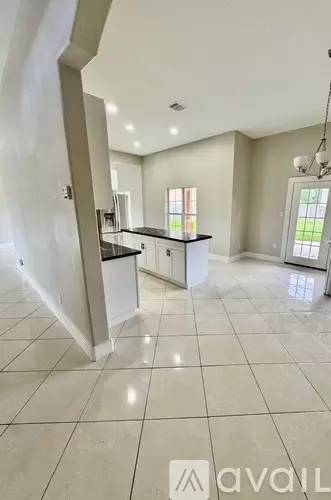 Main picture of 4415 Tulip Ln