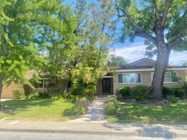 Main picture of 46270 Klamath St