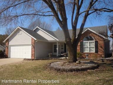 Main picture of 1053 Meadow Lake Dr