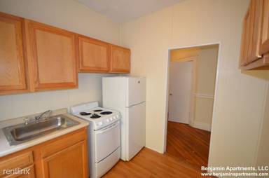 Main picture of 1350 Commonwealth Ave