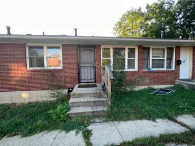Main picture of 328 Heath St