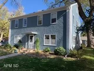 Main picture of 728 N Prairie Ave