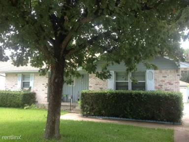 Main picture of 4401 Astor Rd