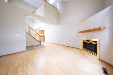 Main picture of 2750 Mallard Dr