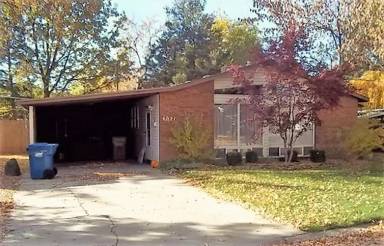 Main picture of 6021 W Chestnut Dr