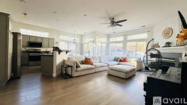 Main picture of 3024 Oxbow Dr