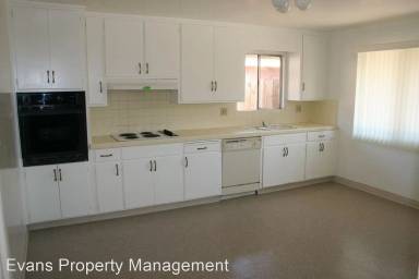Main picture of 612 N Blackstone St
