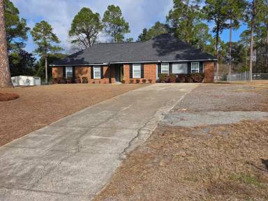 Main picture of 105 Tall Pines Dr