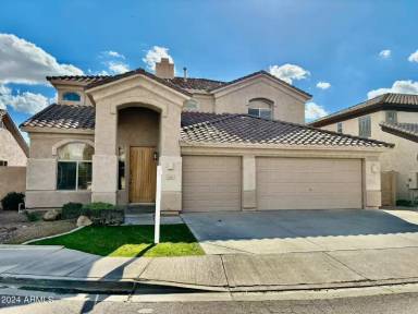 Main picture of 2461 E Binner Dr
