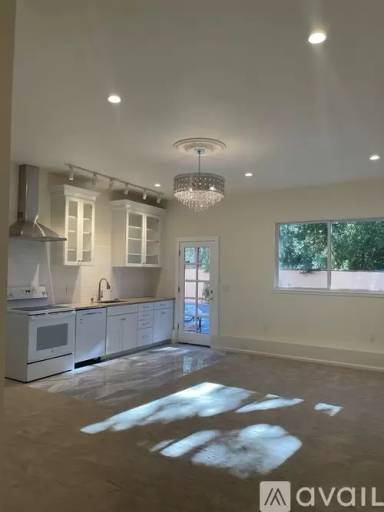 Main picture of 107 Deer Hollow Rd