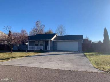 Main picture of 134 Parkside Dr