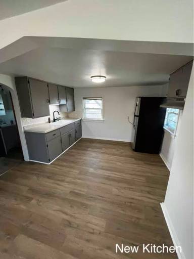Main picture of 2113 Wiemann Ave