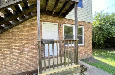 Main picture of 209 Mapleshade Ave