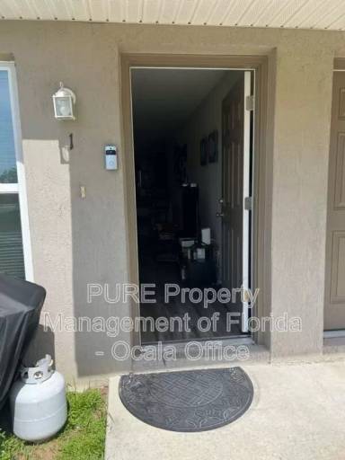 Main picture of 7227 Midway Ter