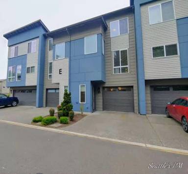 Main picture of 16201 Meadow Rd