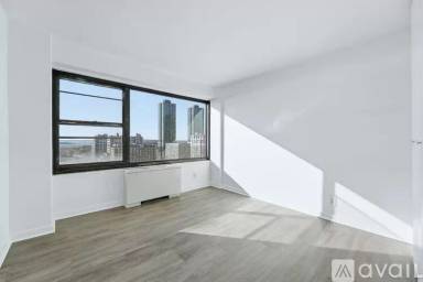 Main picture of Montgomery Towers