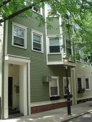 Main picture of 30 Washington St