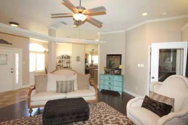 Main picture of 3101 103rd St