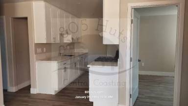 Main picture of 1117 W El Camino St