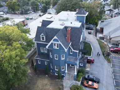 Main picture of 1240 S 10th St