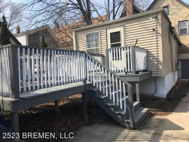 Main picture of 2812B N Weil St