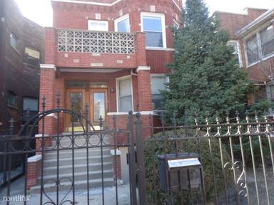 Main picture of 4007 W Nelson St