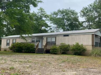 Main picture of 202 Live Oak Dr