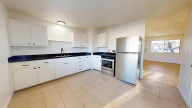 Main picture of 3531 Gardenia St